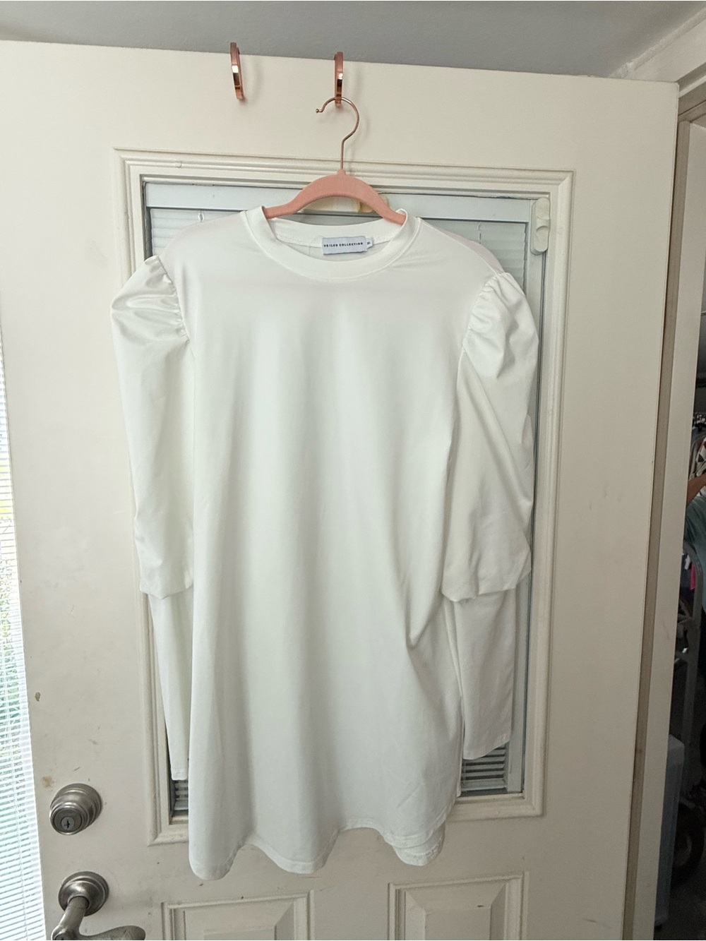 Puff-Sleeve Long Sleeve Dress Tee in White
